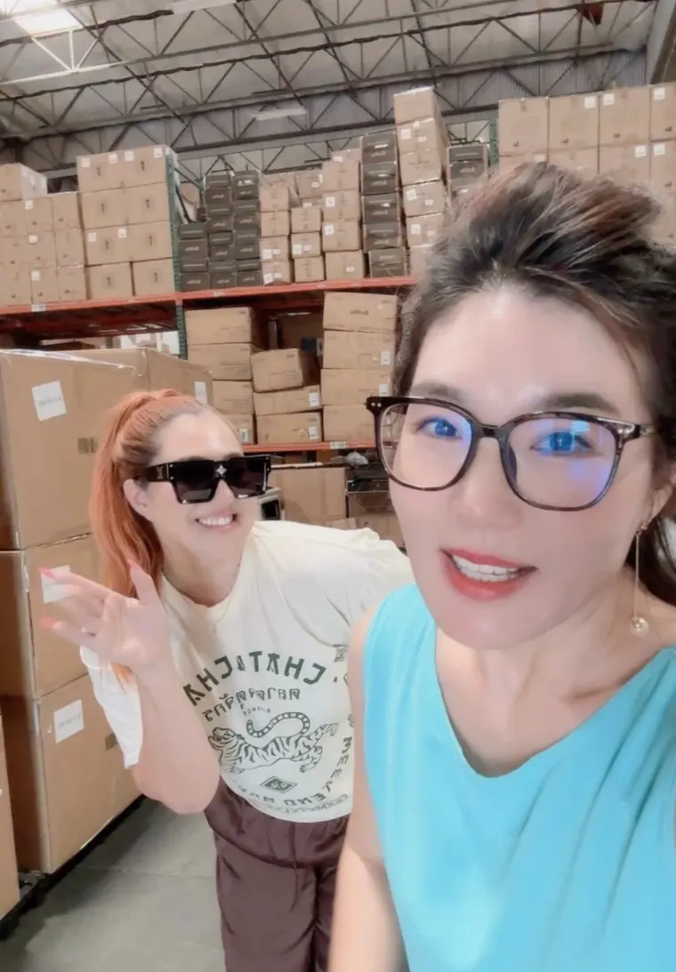 PrimeAura Global clients visiting our Los Angeles warehouse with Jolin
